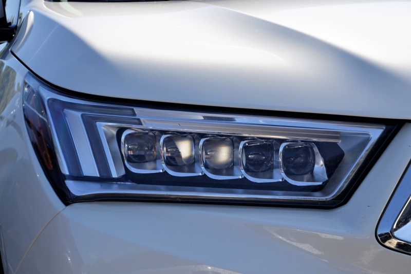 concession-TOUDON-min_acura-headlamp-2834131